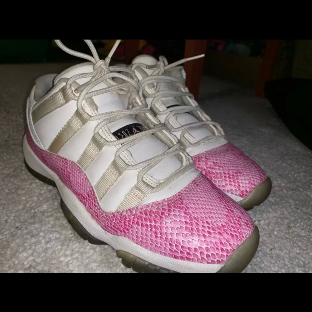 Jordan snake skin 11’s